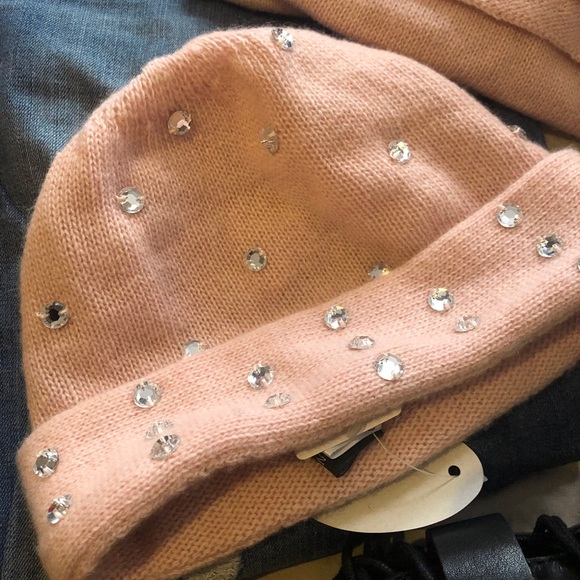 Nwt Cashmere 2 pc winter set holt renfrew - Picture 5 of 14